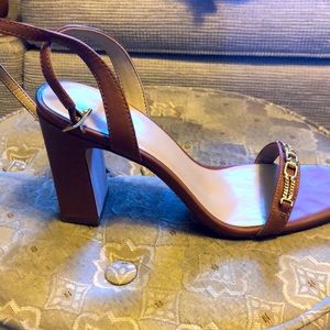Ann Taylor size 7.5 leather sandals